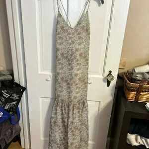 Lulu's Floral You Give Love Tiered Maxi Dress Size M Open Lace Up Back Summer